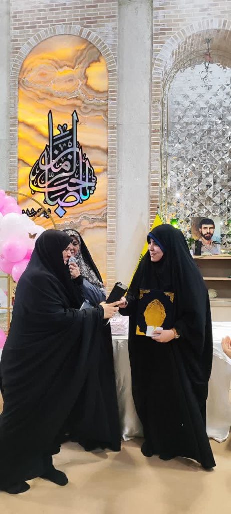 خیمه الانتظار مشهدالرضا  تقدیر از معلمان مدرسه دخترانه خیمه الانتظار در روز معلم